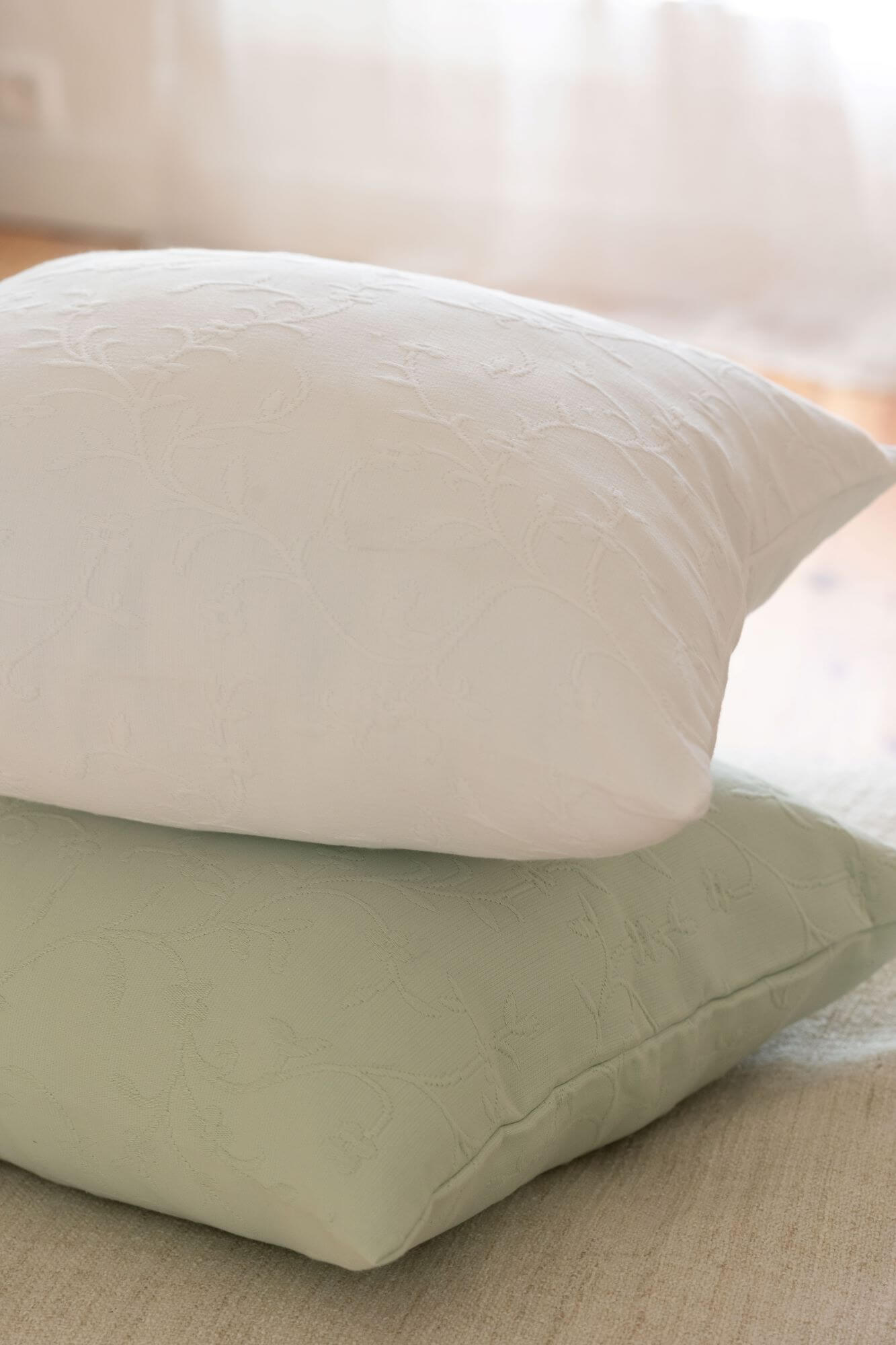 Jacquard cushion cover | Flora | square | white