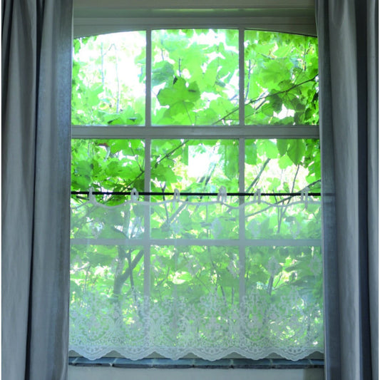 Audrey curtain is a luxurious curtain with a beautiful embroidery. This high-end curtain has an elegant embroidered scallop border. It will transform your window in an instant.